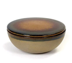 Serax Surface By Sergio Herman Kom Met Deksel ø 13 Cm Rusty Brown